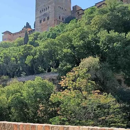 Casa Yamur Bajo La Alhambra Granada