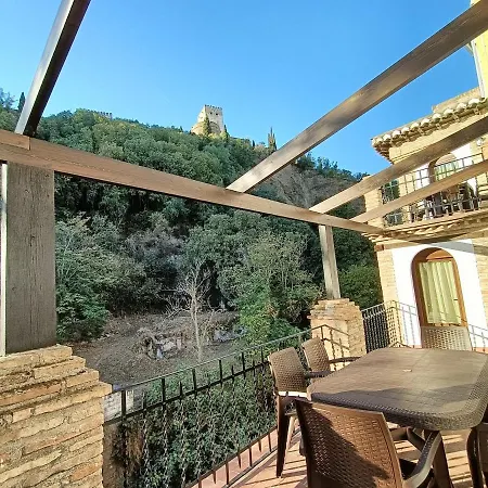 Casa Yamur Bajo La Alhambra * Granada